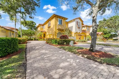 5772 NW 119th Drive, Coral Springs – sold