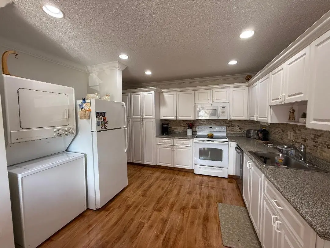 Photo 3 at 1621 NW 20th Avenue 201, Delray Beach