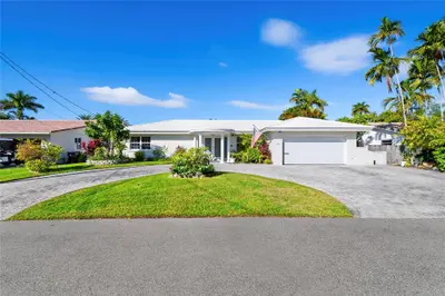 1735 NE 23rd Avenue, Fort Lauderdale – Single Family Residence for sale