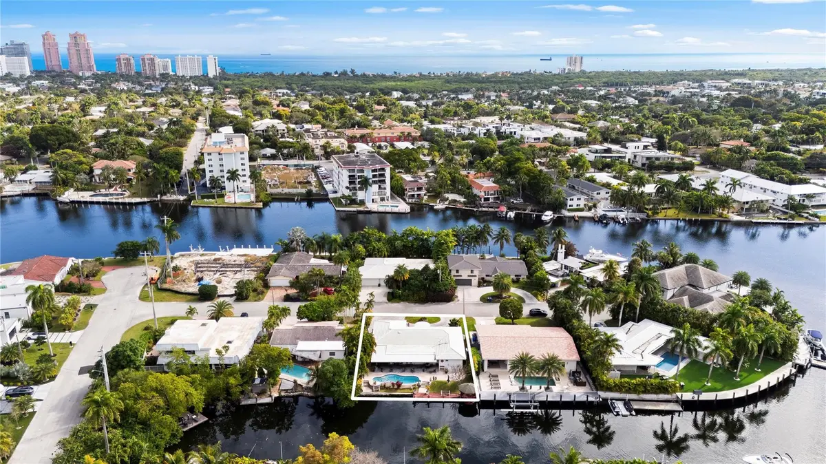 Photo 5 at 1735 NE 23rd Avenue, Fort Lauderdale