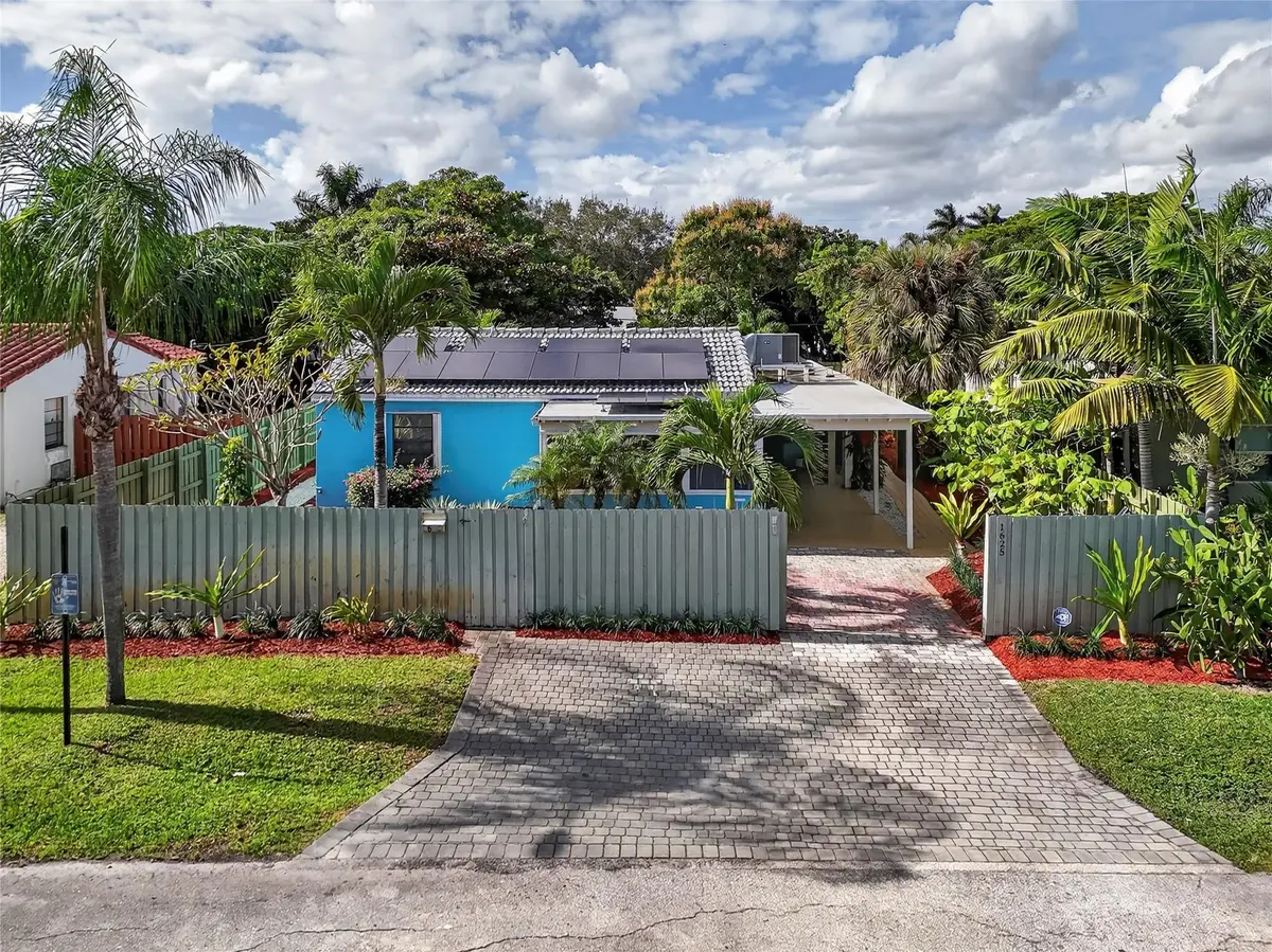 Photo 2 at 1625 NW 2nd Avenue, Fort Lauderdale