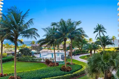 4900 N Ocean Boulevard 412, Lauderdale-By-The-Sea – sold