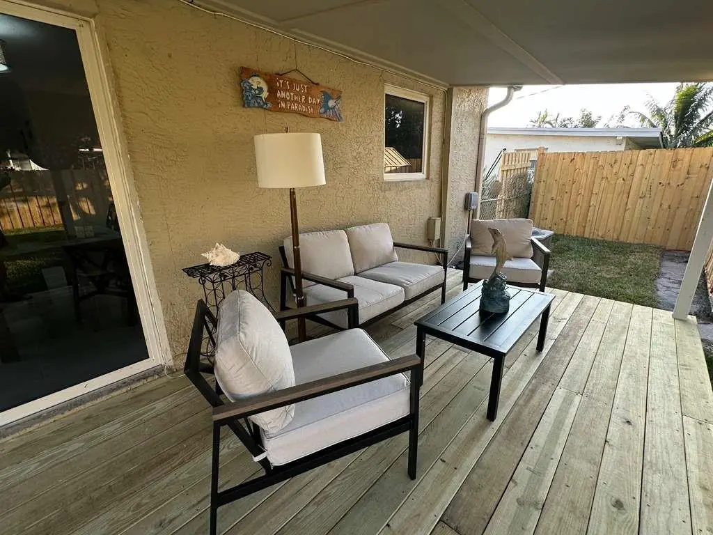 Photo 8 at 6327 SW 2nd Street, Margate