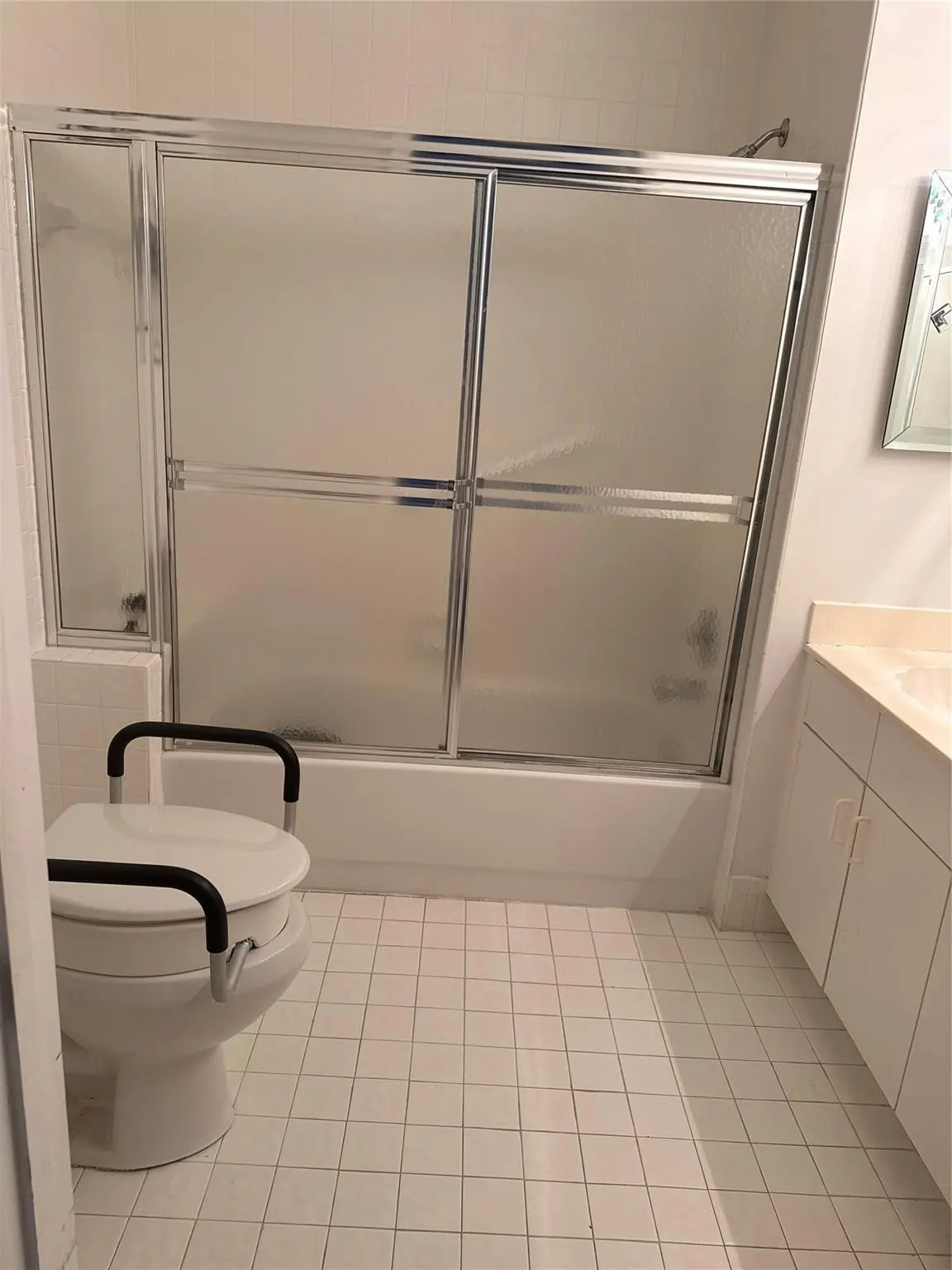 Photo 7 at 9844 Summerbrook Terrace B, Boynton Beach