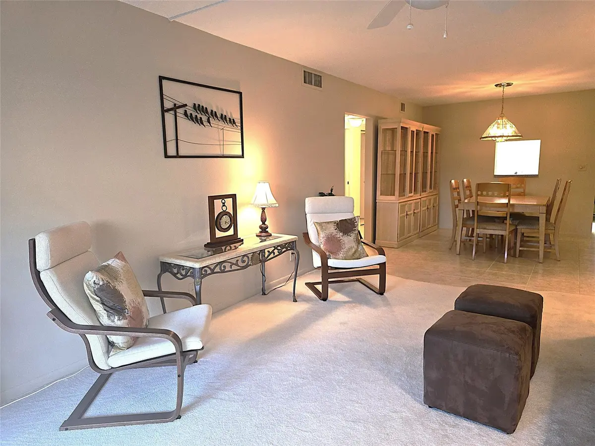 Photo 3 at 2101 Lucaya Bend K4, Coconut Creek