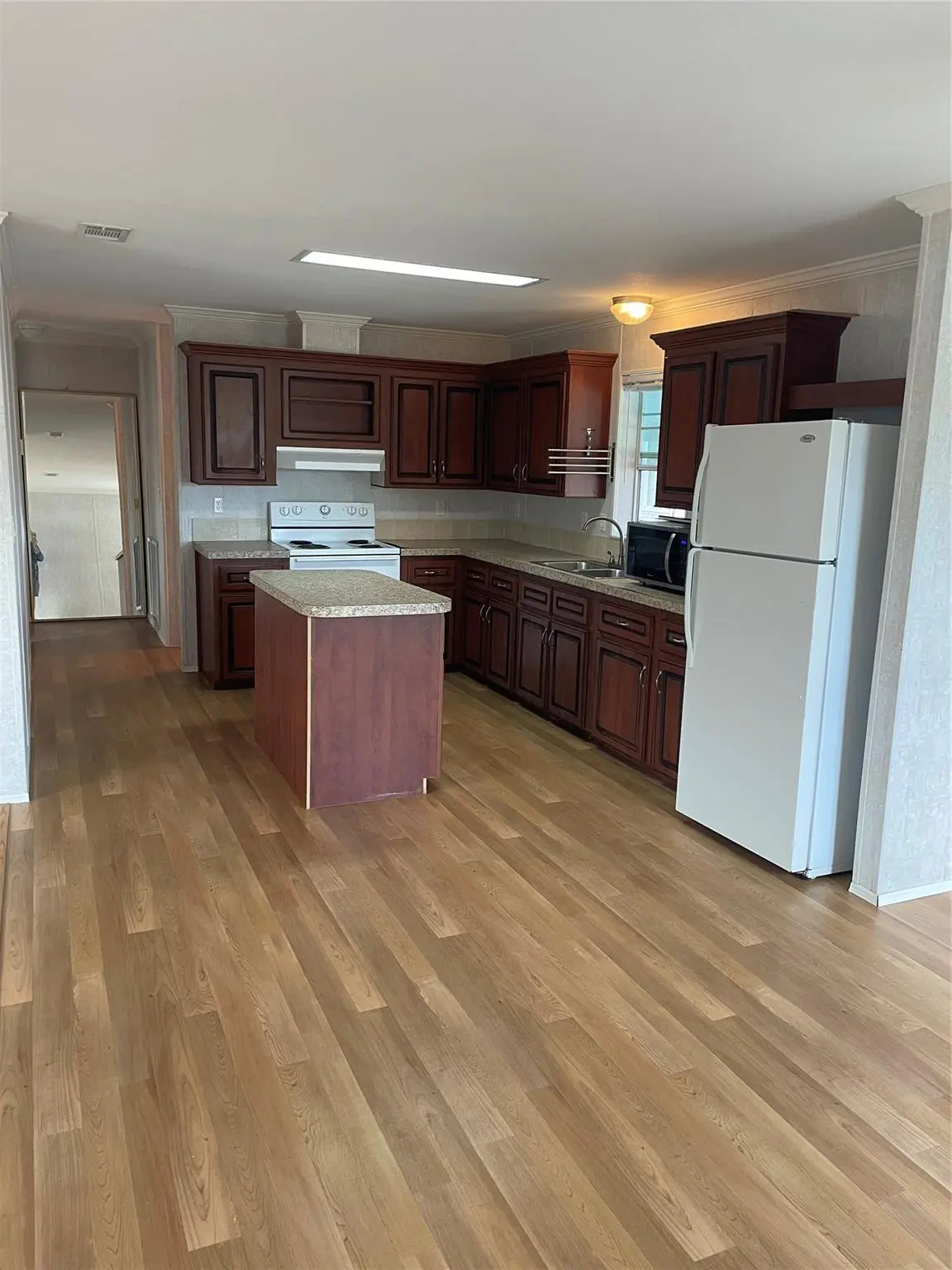 Photo 3 at 2321 SW 85th Avenue, Davie