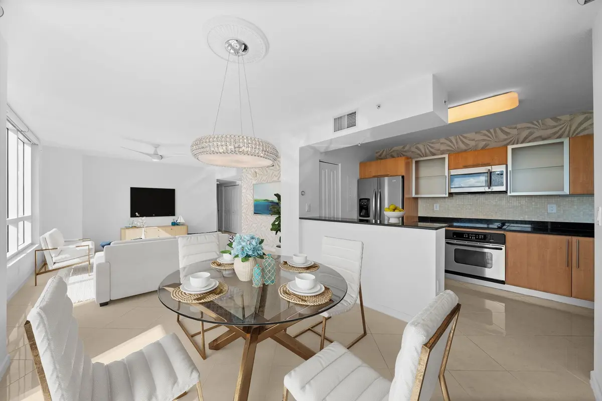 Photo 5 at 600 W Las Olas Boulevard 1708, Fort Lauderdale