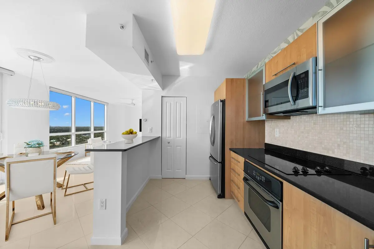 Photo 6 at 600 W Las Olas Boulevard 1708, Fort Lauderdale