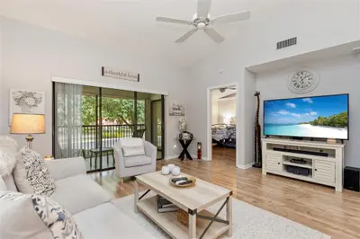 206 Congressional Way 206, Deerfield Beach – sold
