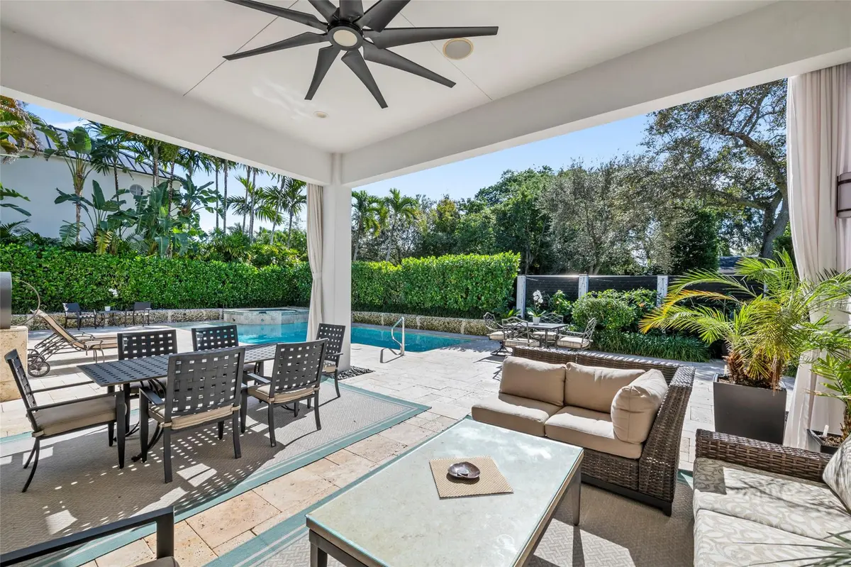 Photo 3 at 1036 SE 12th Way, Fort Lauderdale