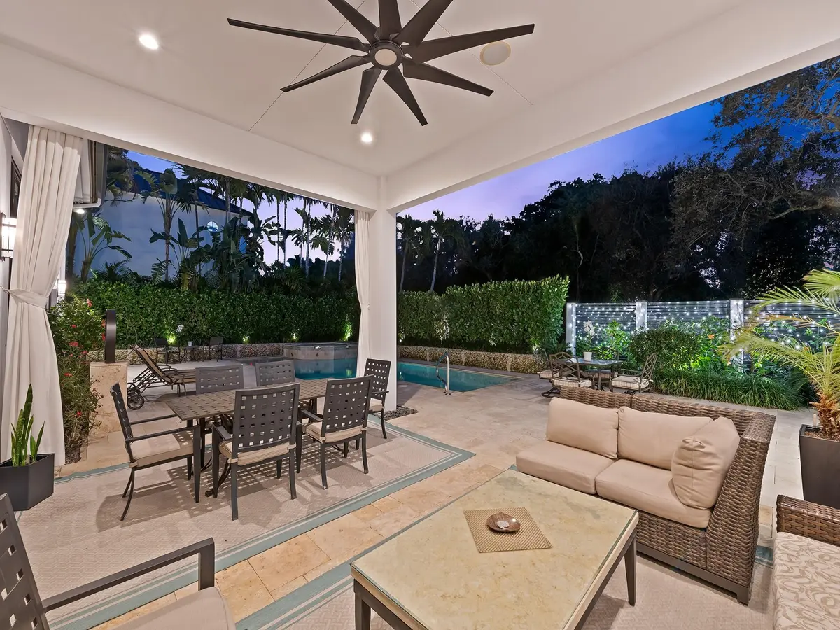 Photo 4 at 1036 SE 12th Way, Fort Lauderdale