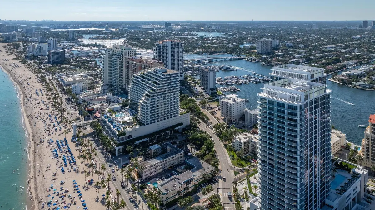 Photo 3 at 153 N Seabreeze Boulevard 2302, Fort Lauderdale