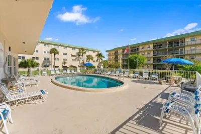 804 SE 7th Street 404, Deerfield Beach – sold