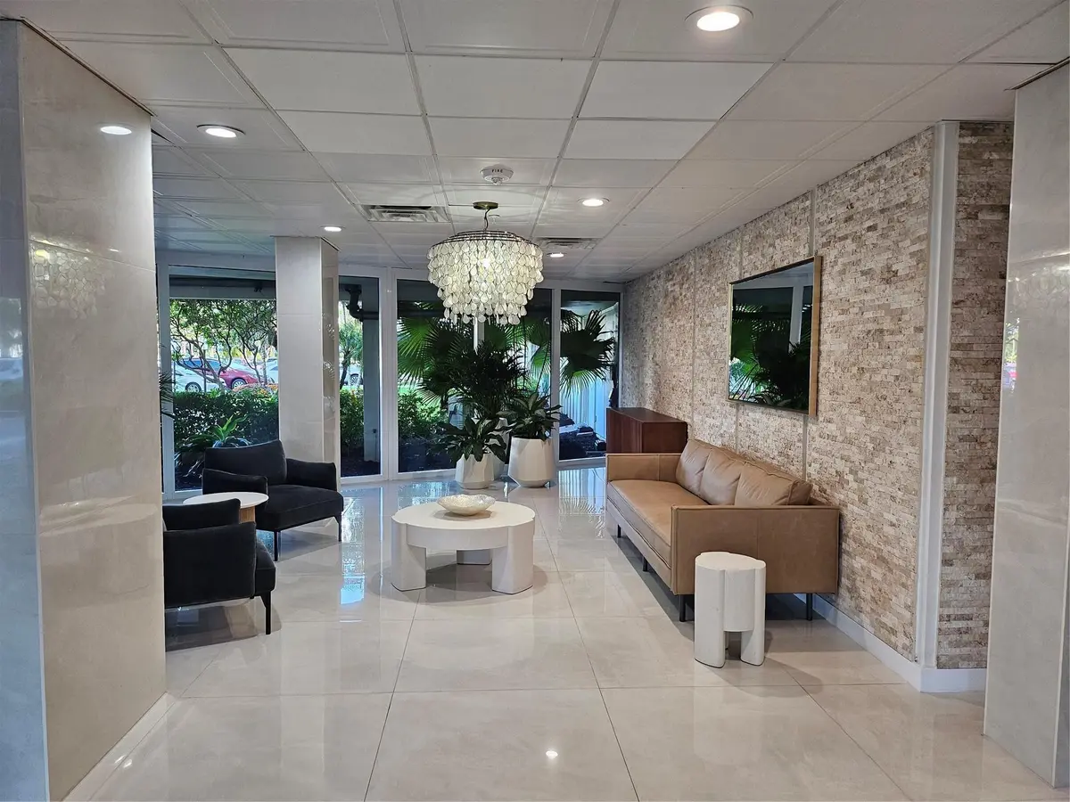 Gorgeous lobby at 3200 NE 36 Street 1214, Fort Lauderdale