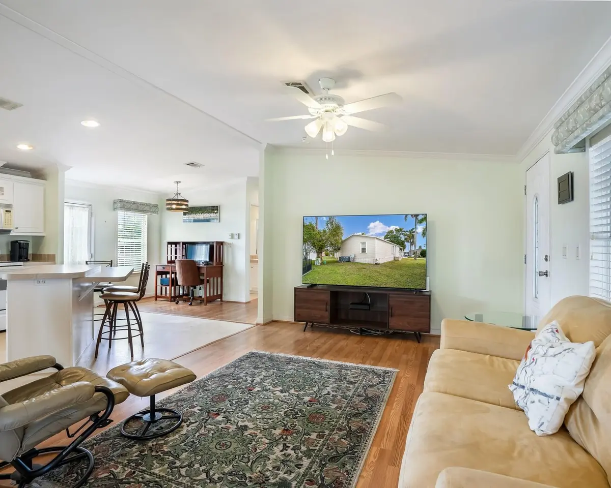 Photo 5 at 8531 SW 20th Court, Davie