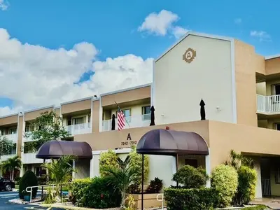 7302 S Devon Drive 307, Tamarac – Condominium for sale