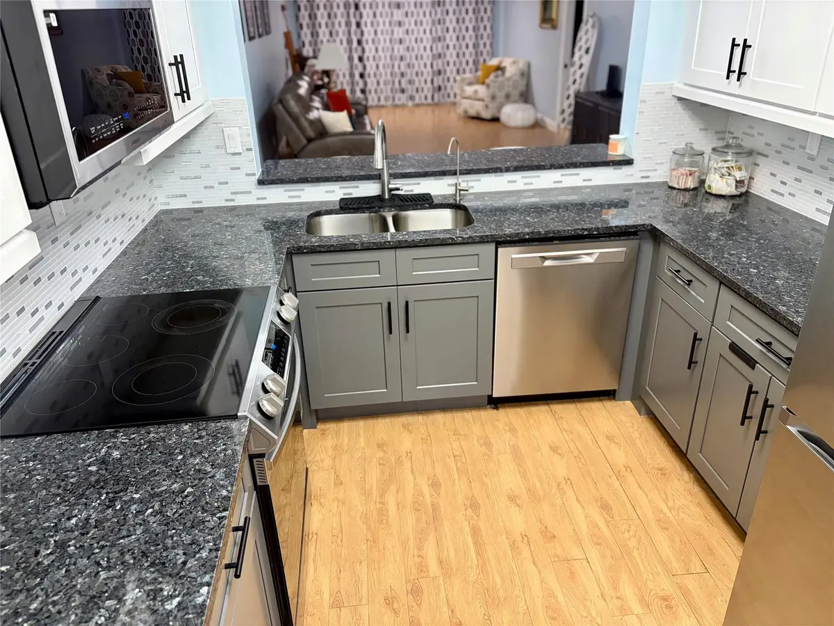 Photo 8 at 7302 S Devon Drive 307, Tamarac