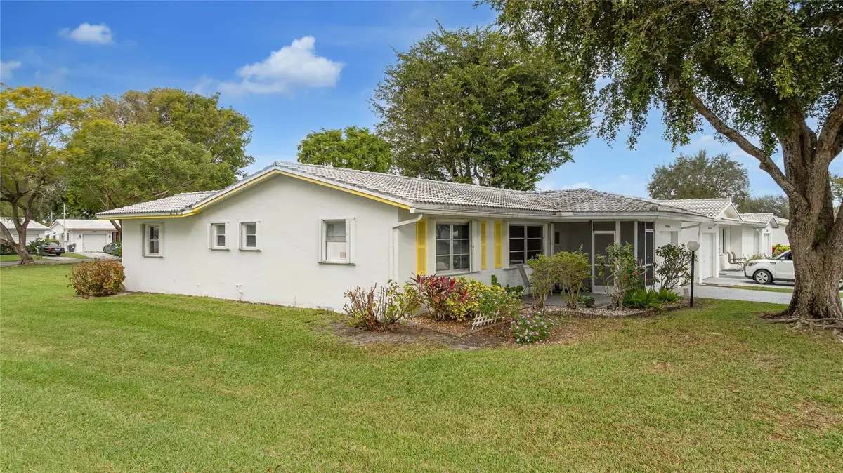 Photo 2 at 1251 NW 90th Drive, Plantation