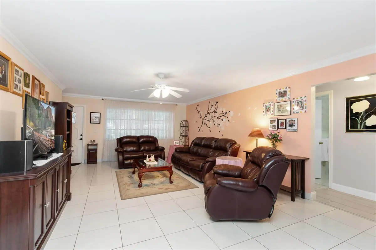 Photo 8 at 1251 NW 90th Drive, Plantation