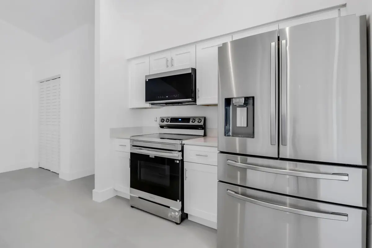 Photo 7 at 12865 Kingsway Road, Wellington
