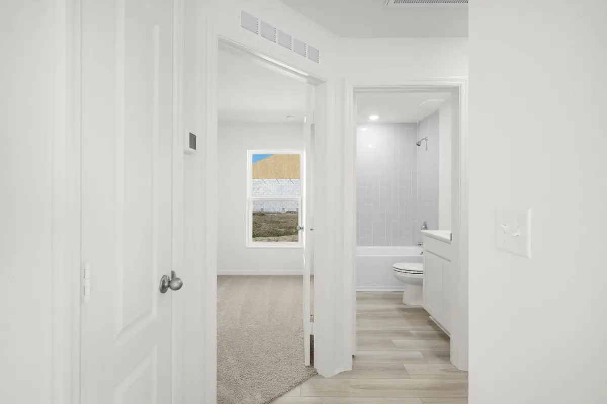 Photo 5 at 8556 105th Avenue, Vero Beach