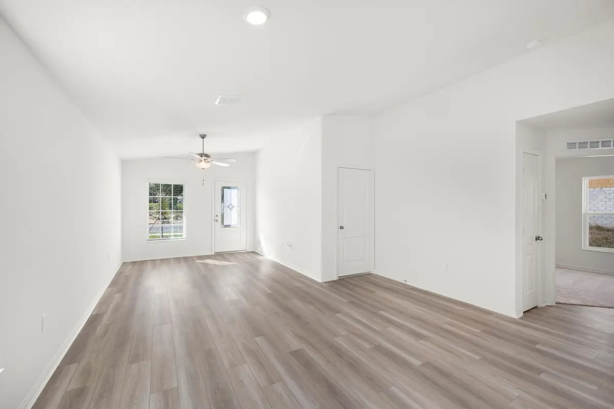 Photo 6 at 8556 105th Avenue, Vero Beach