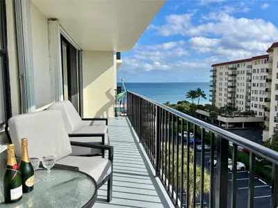 3460 S Ocean Boulevard 608, Palm Beach – Condominium for sale