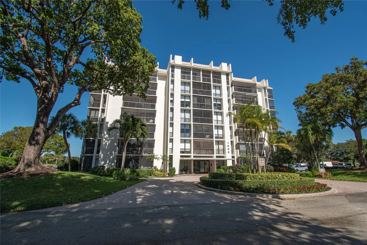 Photo 2 at 1612 Bridgewood Drive 1612, Boca Raton