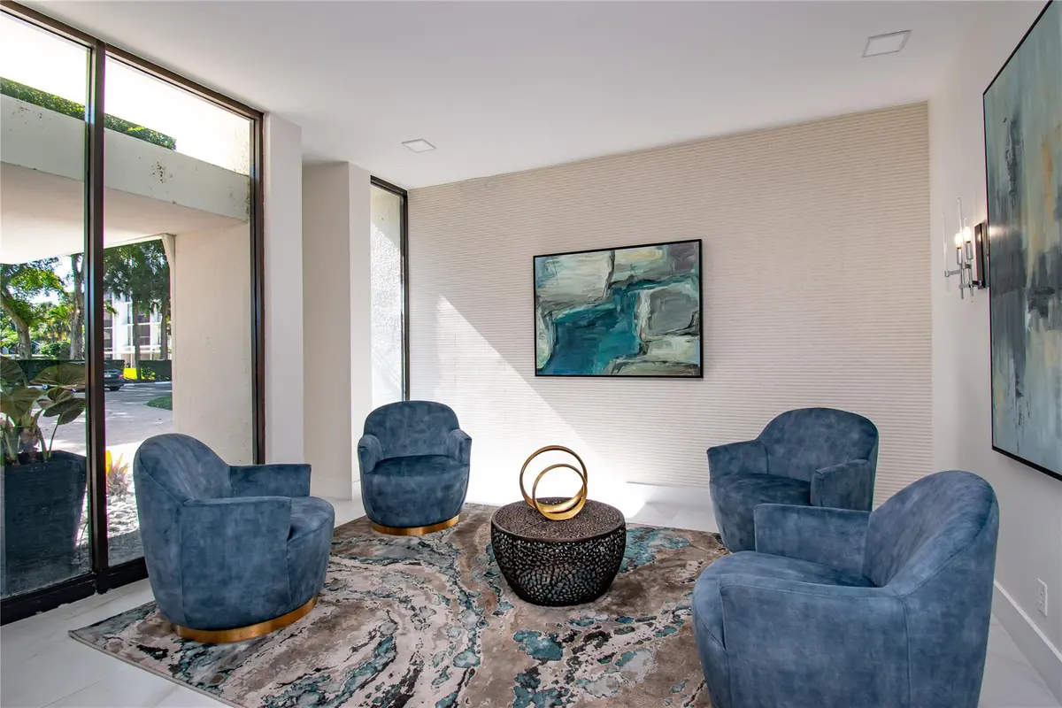Photo 4 at 1612 Bridgewood Drive 1612, Boca Raton