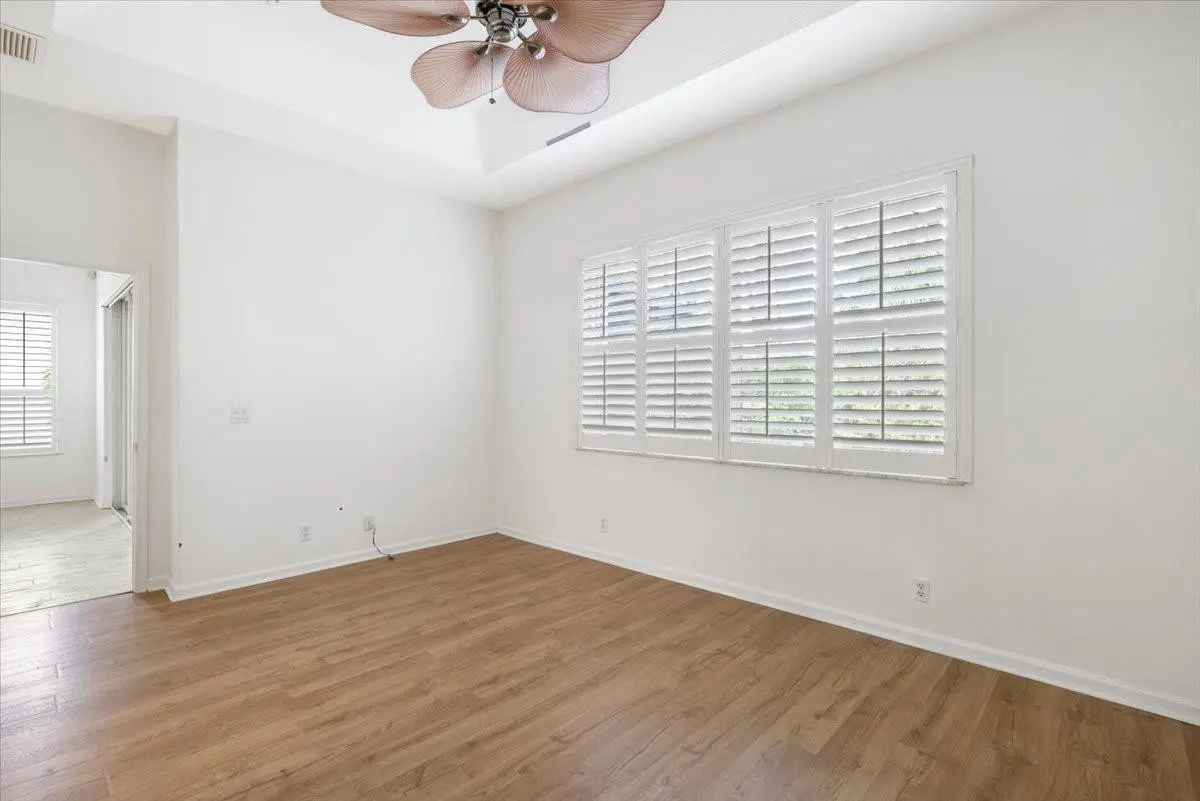 Photo 5 at 6300 Spring Lake Terrace, Fort Pierce