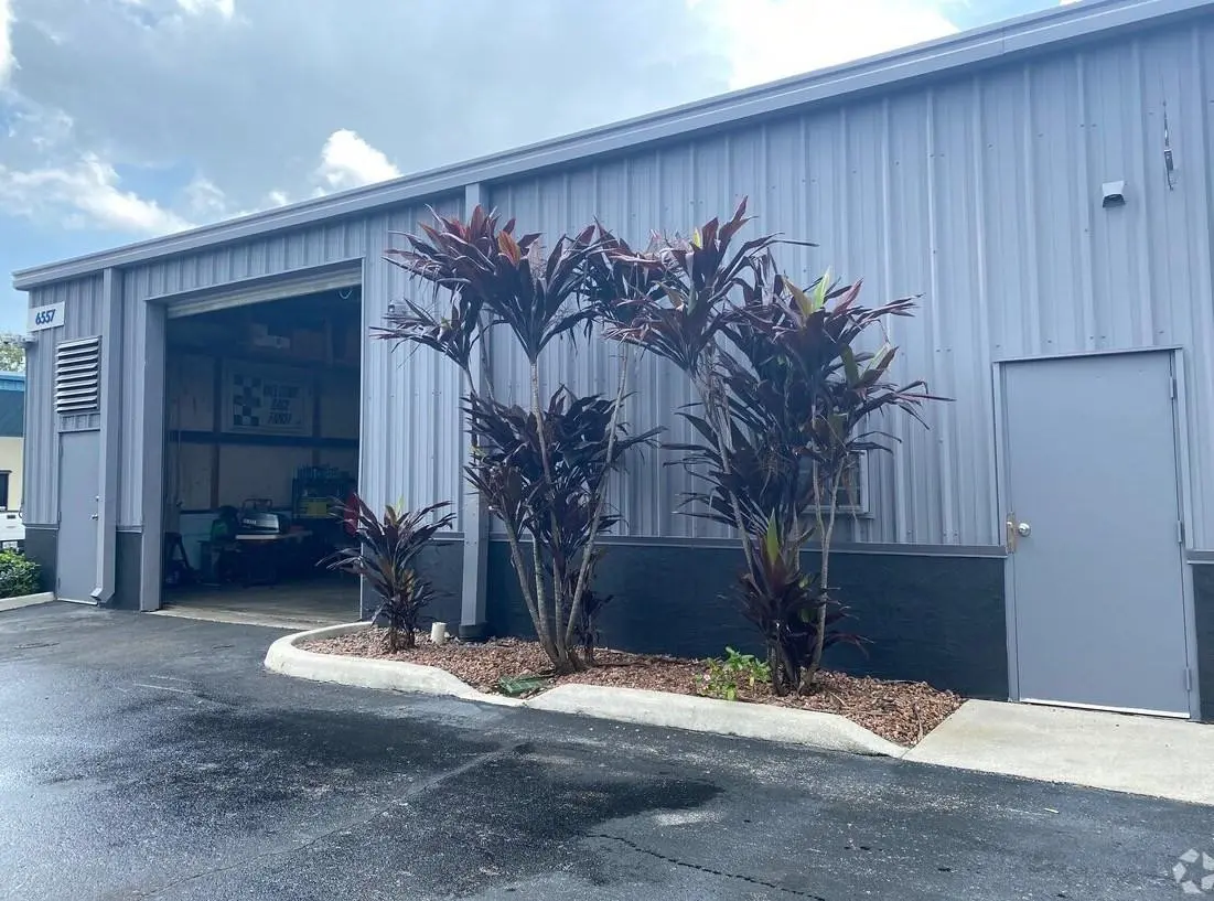 Photo 4 at 6555 Garden Road, Riviera Beach