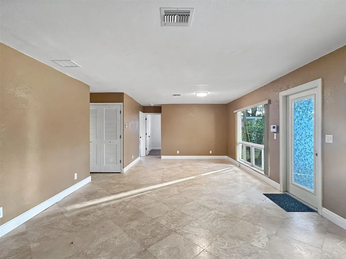 Photo 5 at 2936 NW 9th Terrace, Wilton Manors