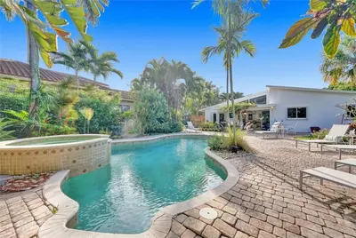 2525 SE 7th Drive, Pompano Beach – Single Family Residence for sale