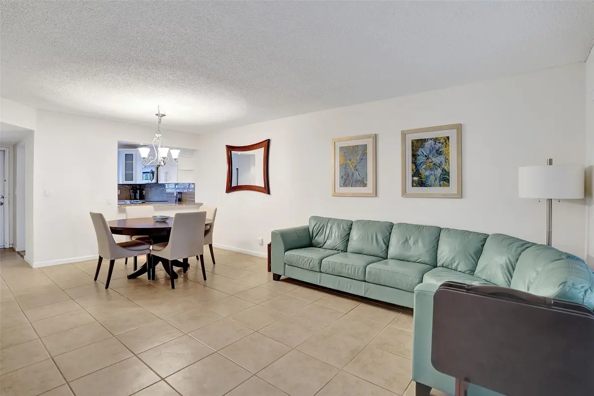Photo 8 at 903 Congressional Way 903, Deerfield Beach