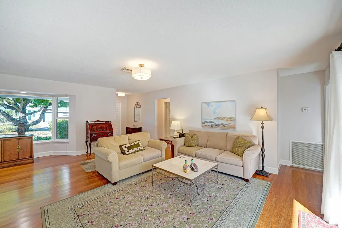 Photo 6 at 4820 NE 27 Avenue, Fort Lauderdale