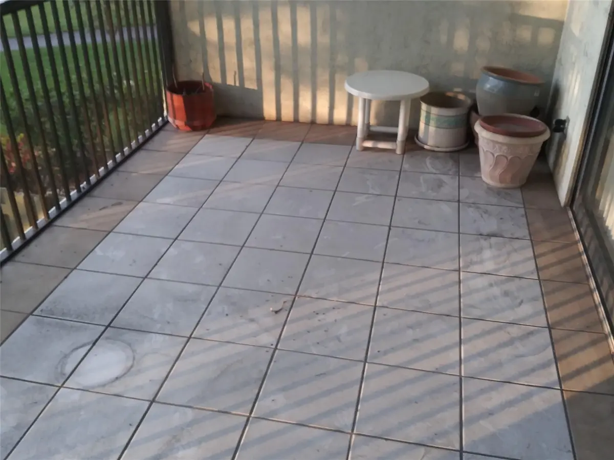Photo 6 at 2112 S Cypress Bend Drive 207, Pompano Beach