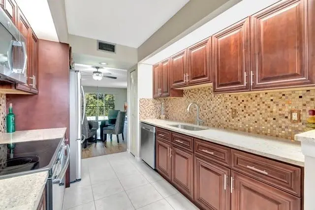Photo 8 at 1603 Abaco Drive G4, Coconut Creek
