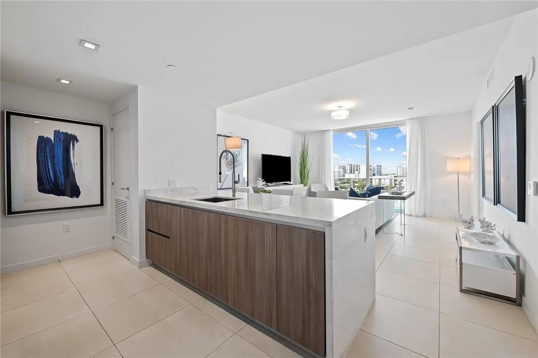 Photo 5 at 401 N Birch Road 614, Fort Lauderdale