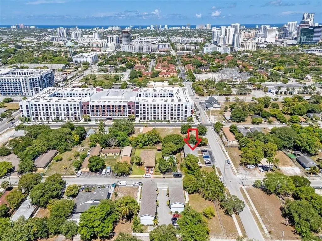 Photo 4 at 751 NW 5th Street, Fort Lauderdale