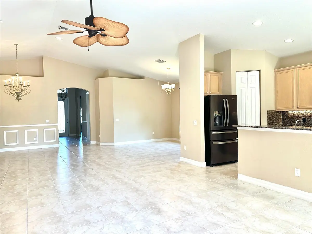 Photo 5 at 6201 Thames Place, Vero Beach