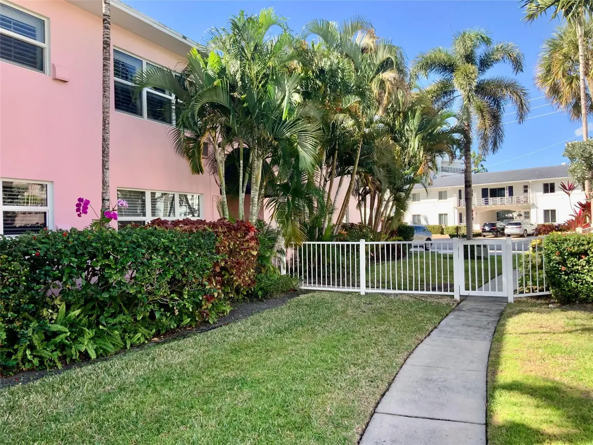 Photo 4 at 700 Bayshore Drive 13, Fort Lauderdale