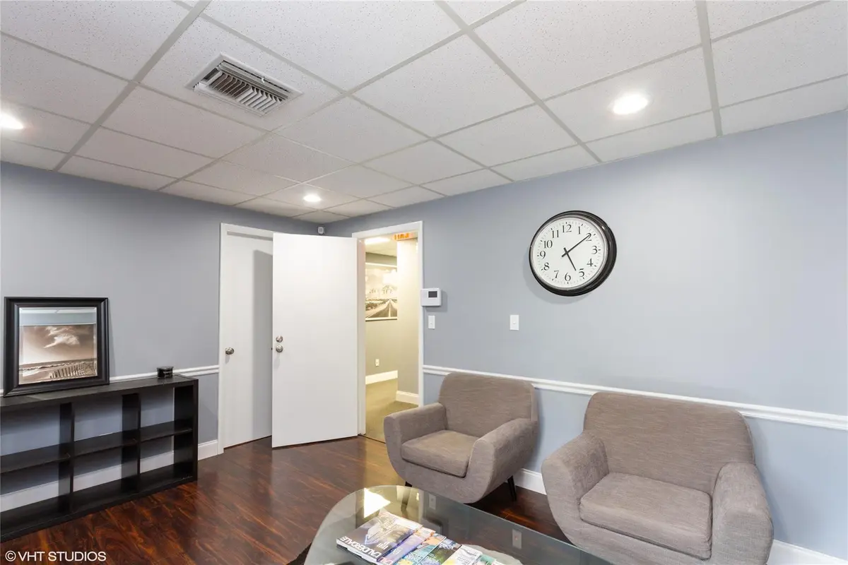 Photo 6 at 212 SE 8th Street, Fort Lauderdale