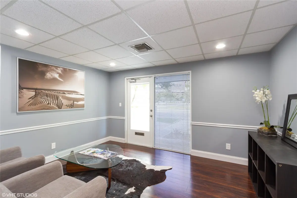 Photo 7 at 212 SE 8th Street, Fort Lauderdale