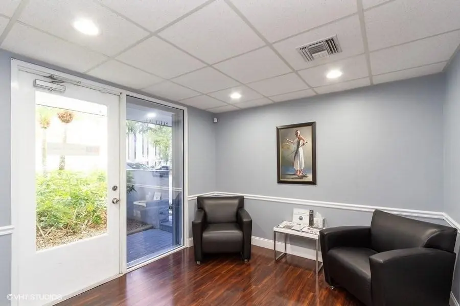 Photo 8 at 212 SE 8th Street, Fort Lauderdale