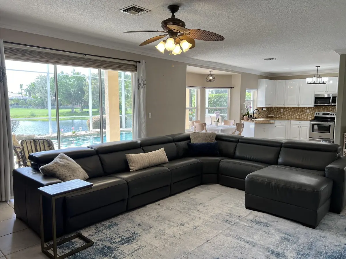 Family Room at 1423 SW 158th Avenue, Pembroke Pines