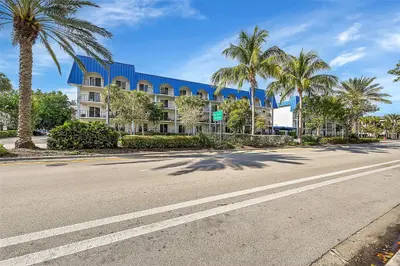 3909 N Ocean Boulevard 108, Fort Lauderdale – Condominium for sale