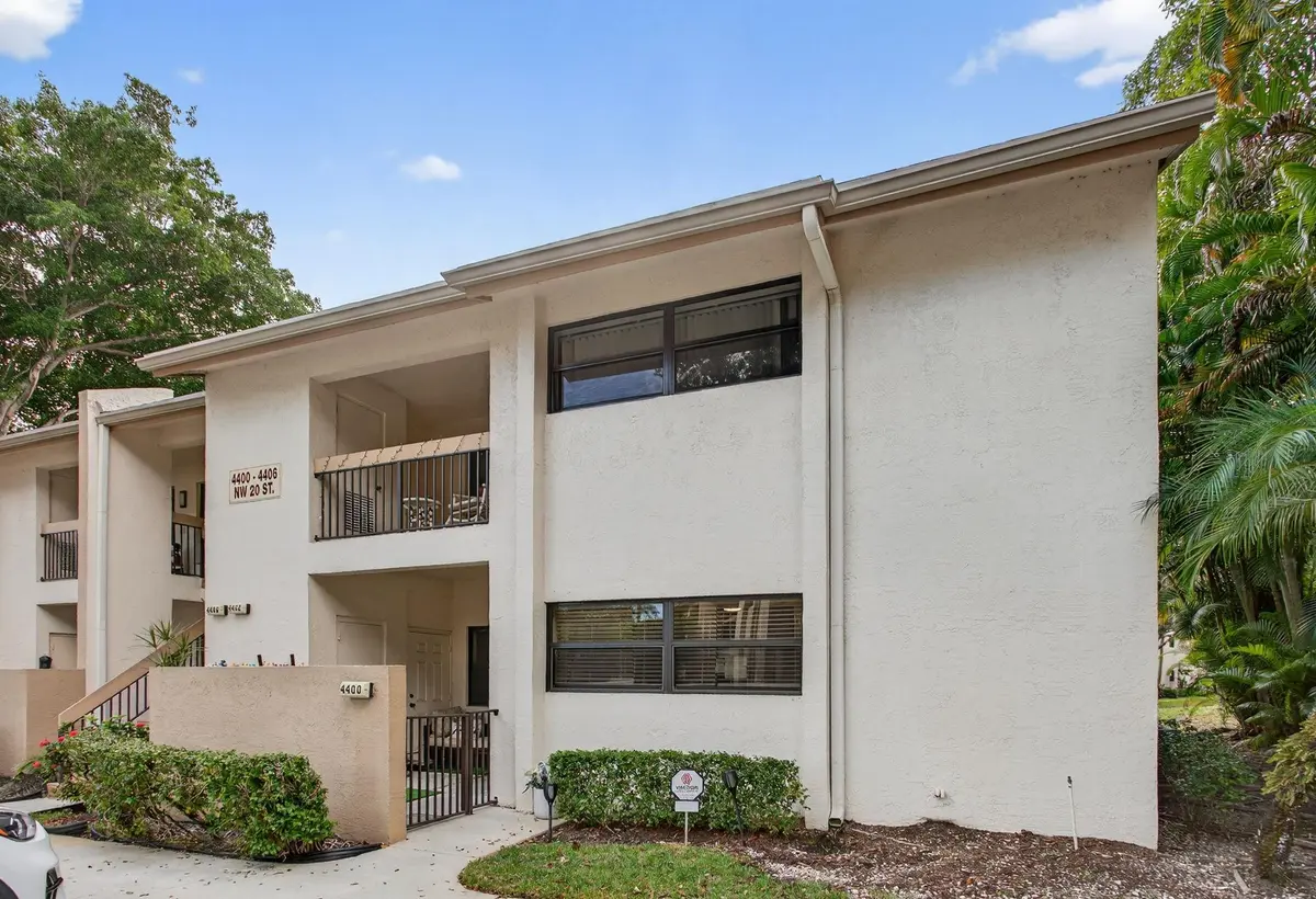 Photo 2 at 4400 NW 20th Street 454, Coconut Creek