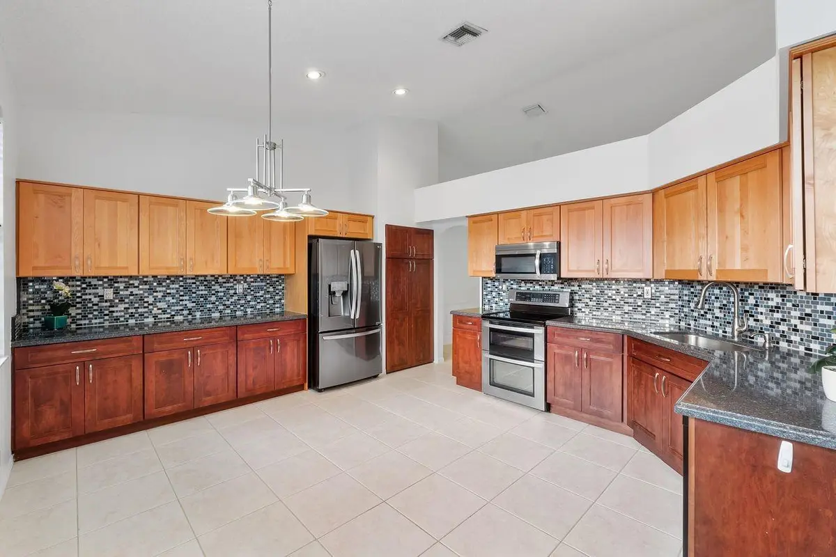 Photo 8 at 12342 NW 10th Drive D-9, Coral Springs