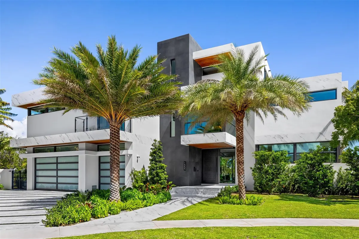 Photo 3 at 1555 SE 14th Court, Deerfield Beach