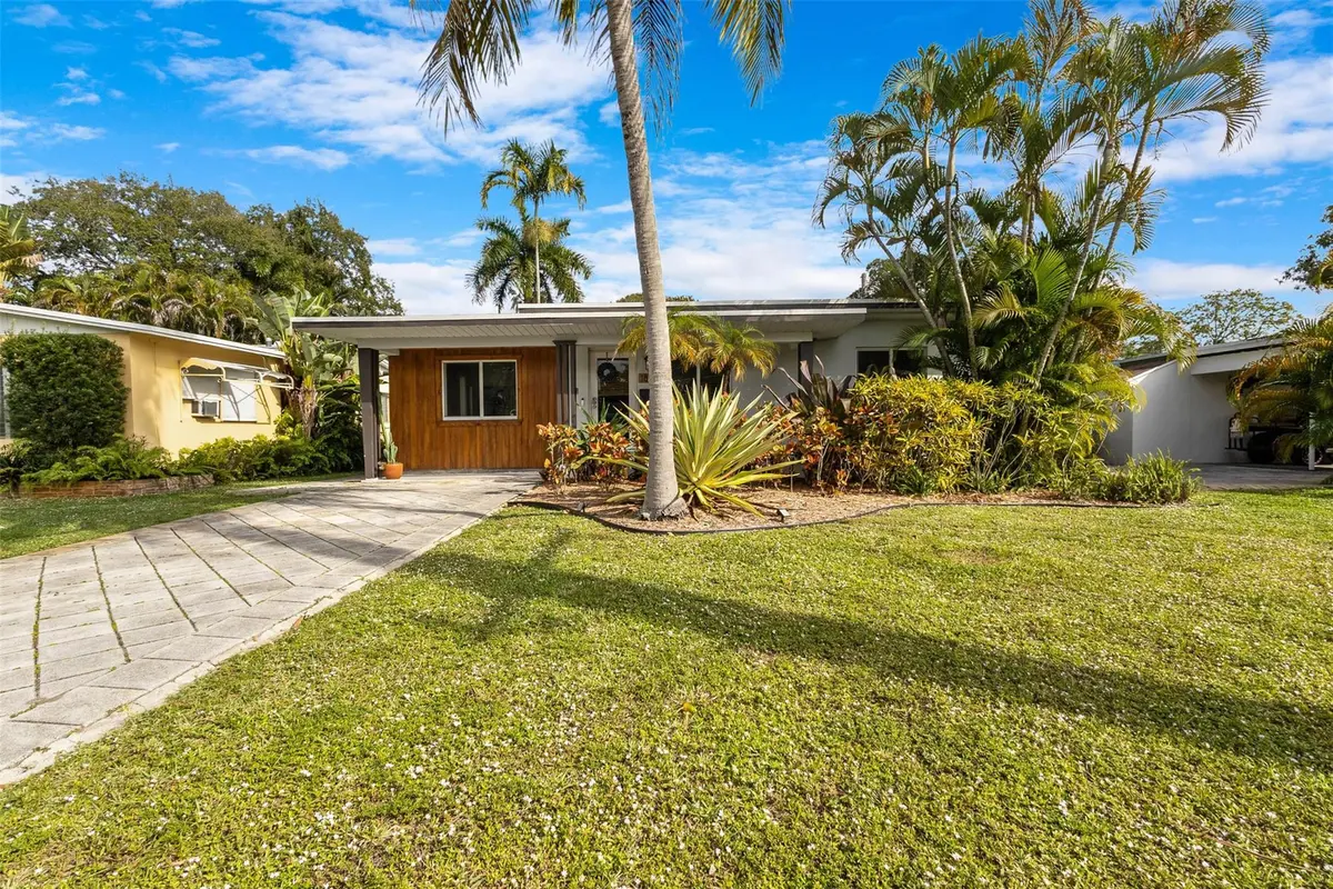 Photo 2 at 1812 SW 9th Avenue, Fort Lauderdale